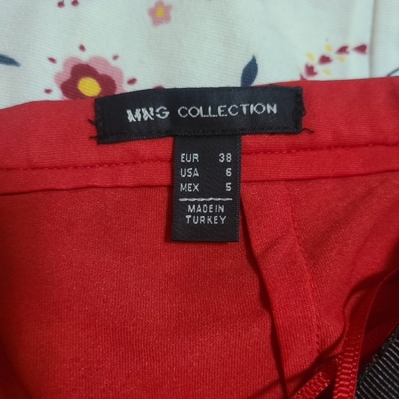 MSNGO Women’s guipure skirt - Picture 3 of 7